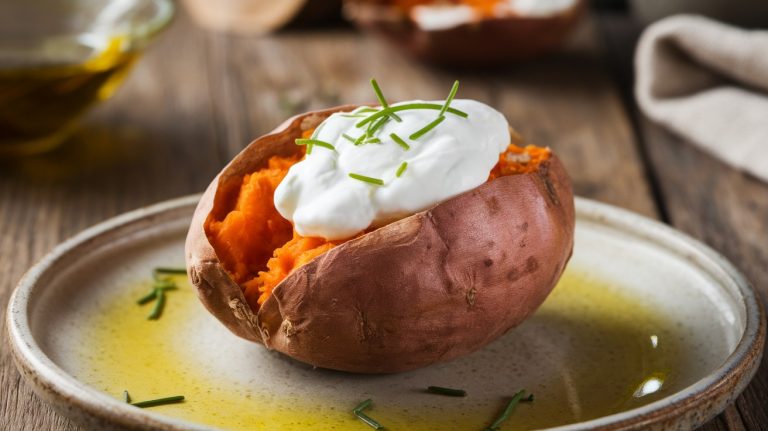 Healthy and Flavorful Baked Sweet Potatoes